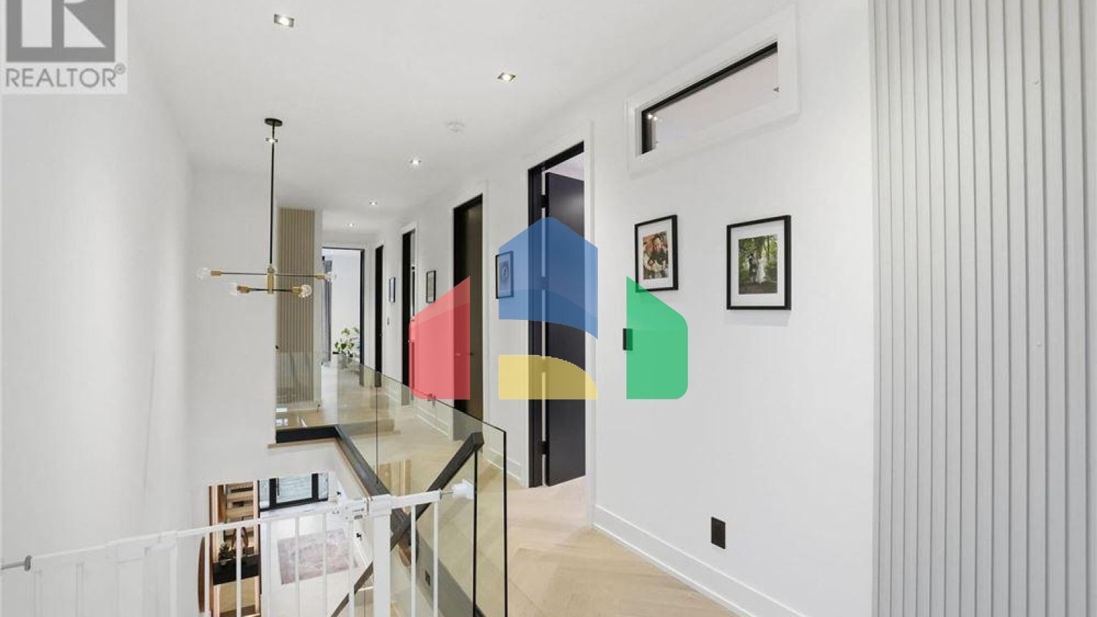 Residential - Single Family Home - Mississauga, Canada - Canada