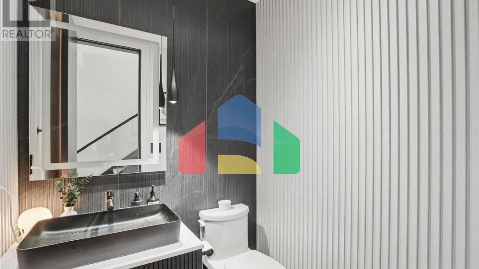 Residential - Single Family Home - Mississauga, Canada - Canada