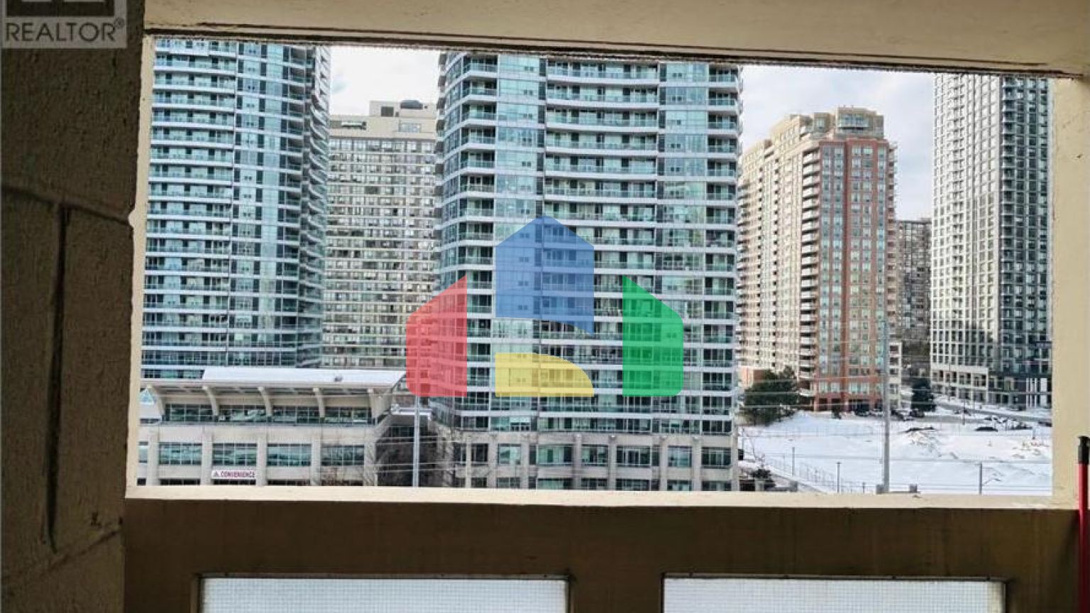 Residential - Single Family Home - Mississauga, Canada - Canada