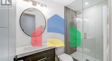 Residential - Single Family Home - Mississauga, Canada - Canada