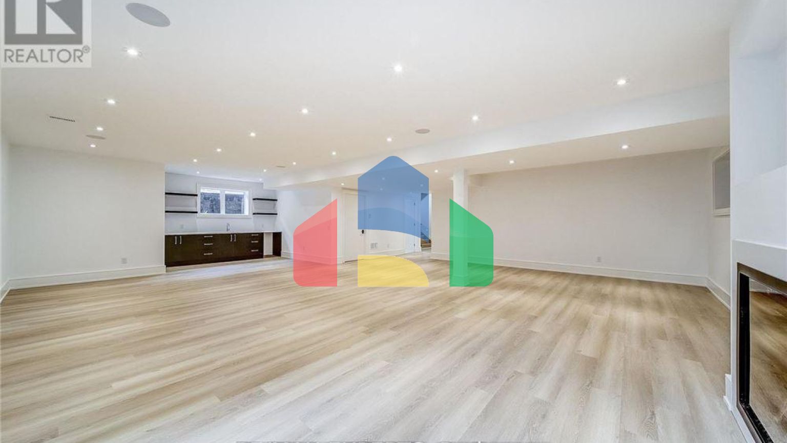 Residential - Single Family Home - Mississauga, Canada - Canada