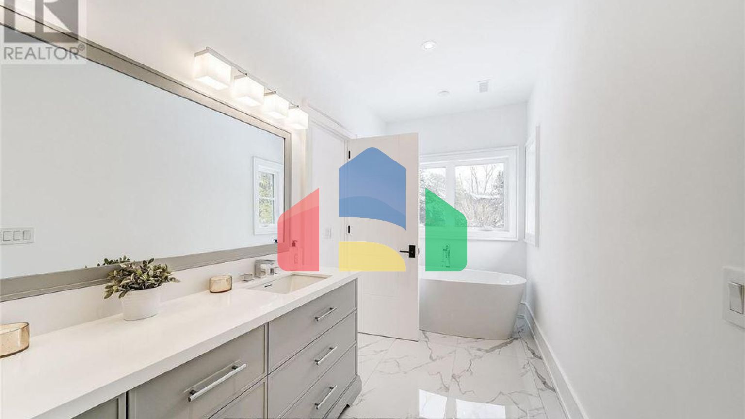 Residential - Single Family Home - Mississauga, Canada - Canada