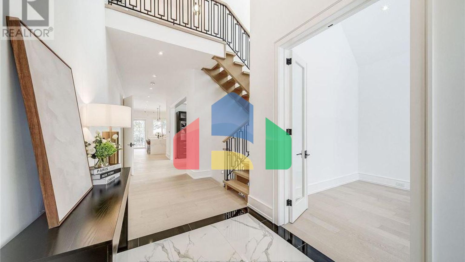 Residential - Single Family Home - Mississauga, Canada - Canada