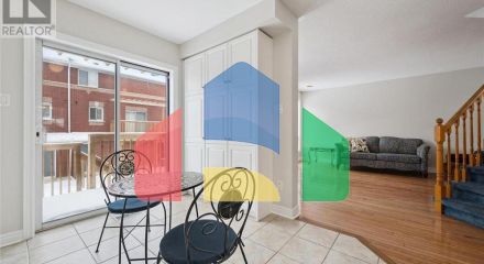 Residential - Townhouse - Mississauga, Canada - Canada