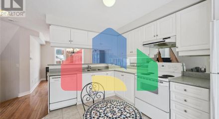 Residential - Townhouse - Mississauga, Canada - Canada