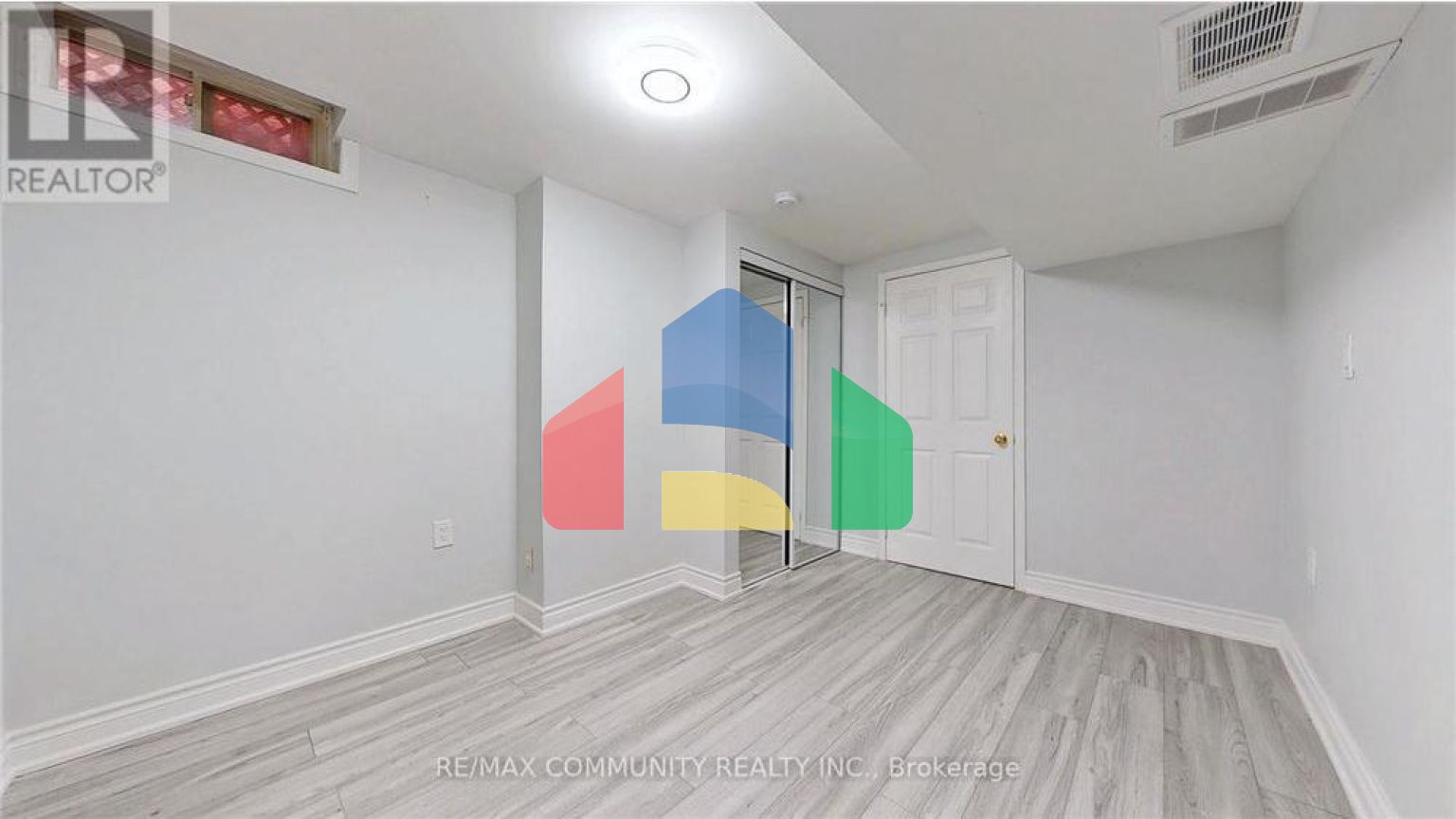 Residential - Multi-Family - Mississauga, Canada - Canada