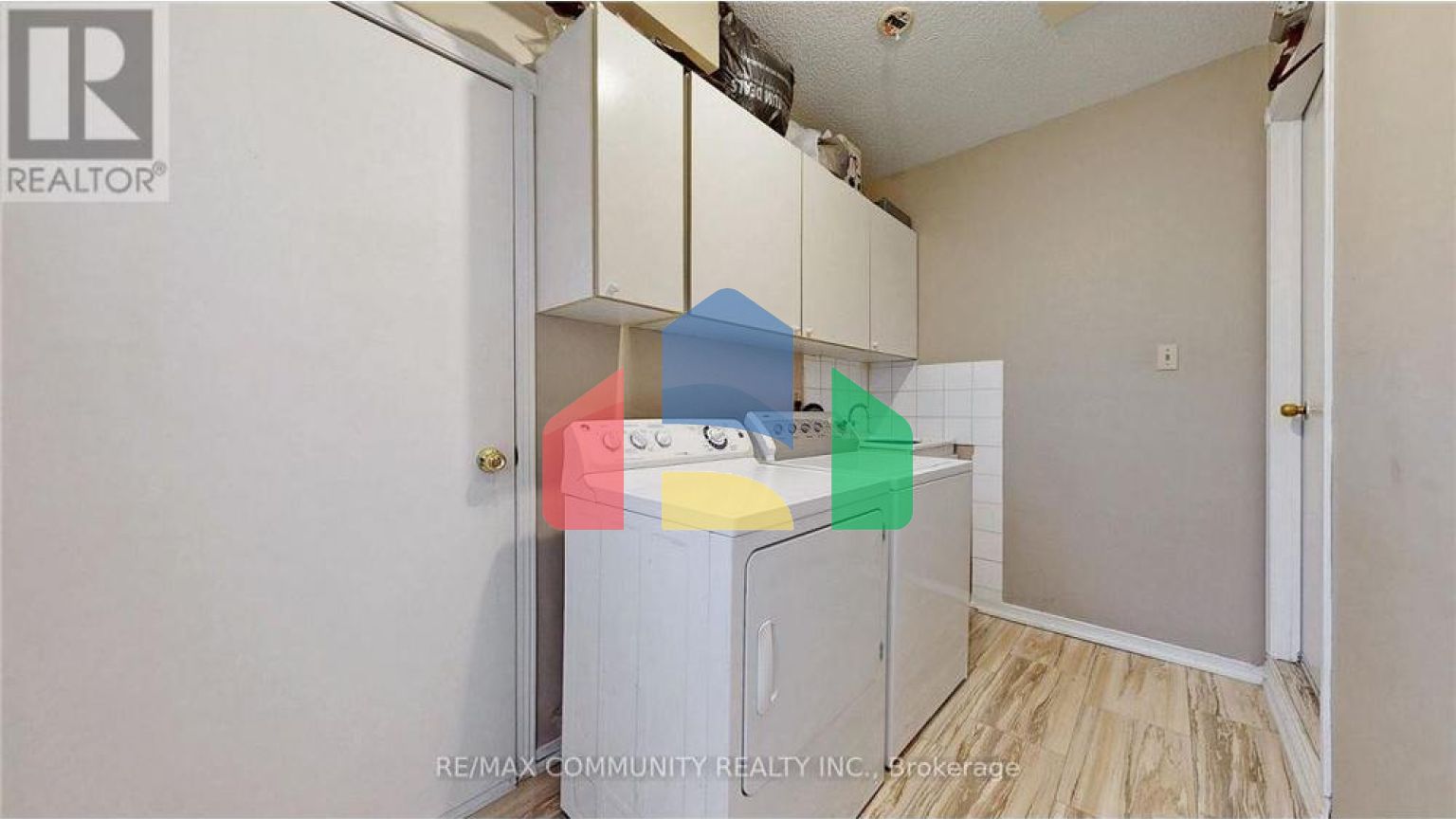 Residential - Multi-Family - Mississauga, Canada - Canada