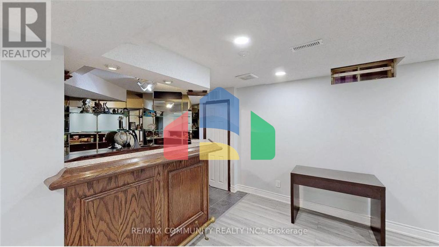 Residential - Multi-Family - Mississauga, Canada - Canada