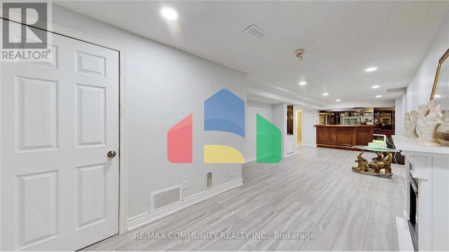 Residential - Multi-Family - Mississauga, Canada - Canada