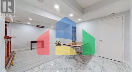 Residential - Multi-Family - Mississauga, Canada - Canada