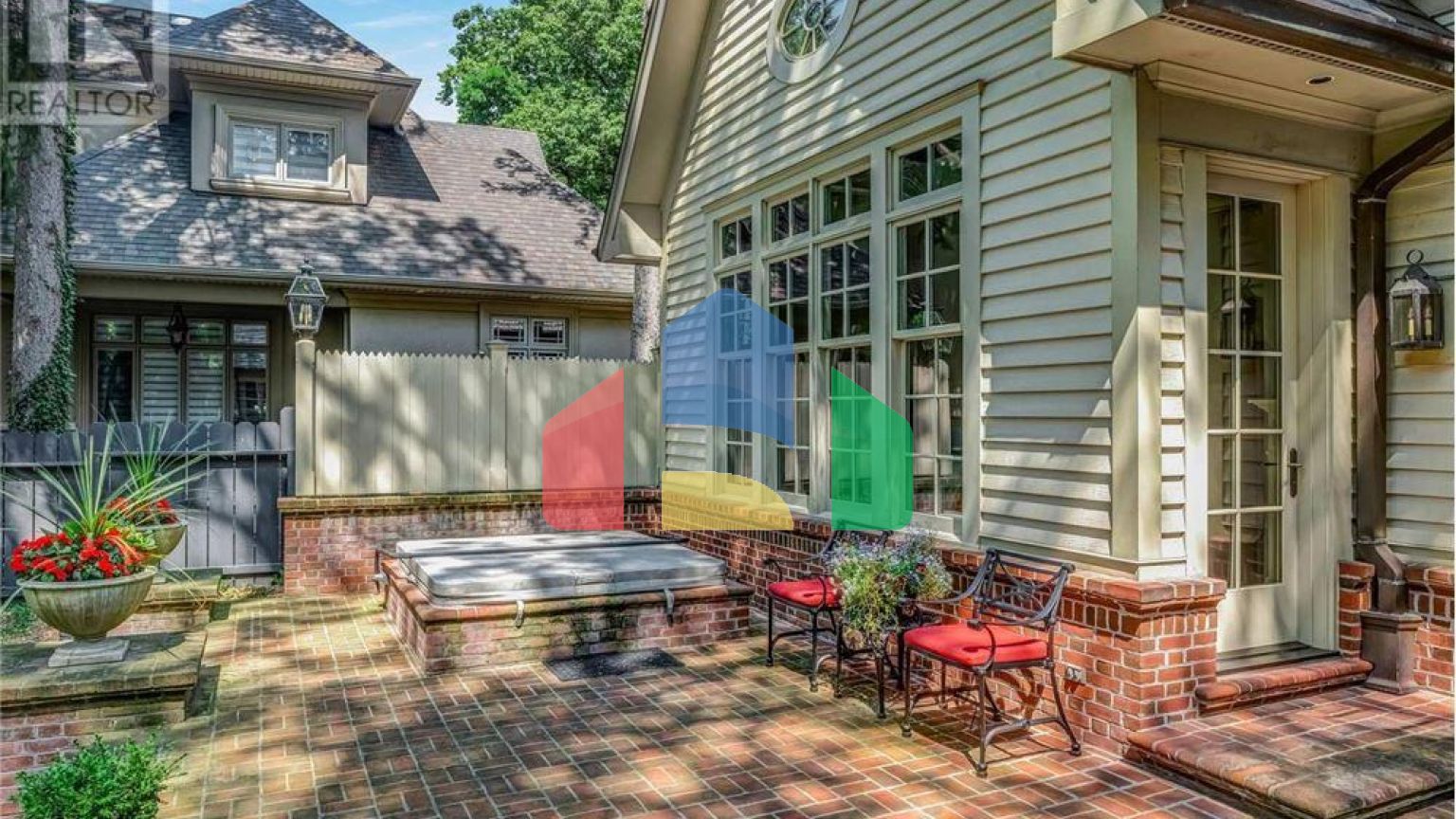 Residential - Single Family Home - Mississauga, Canada - Canada