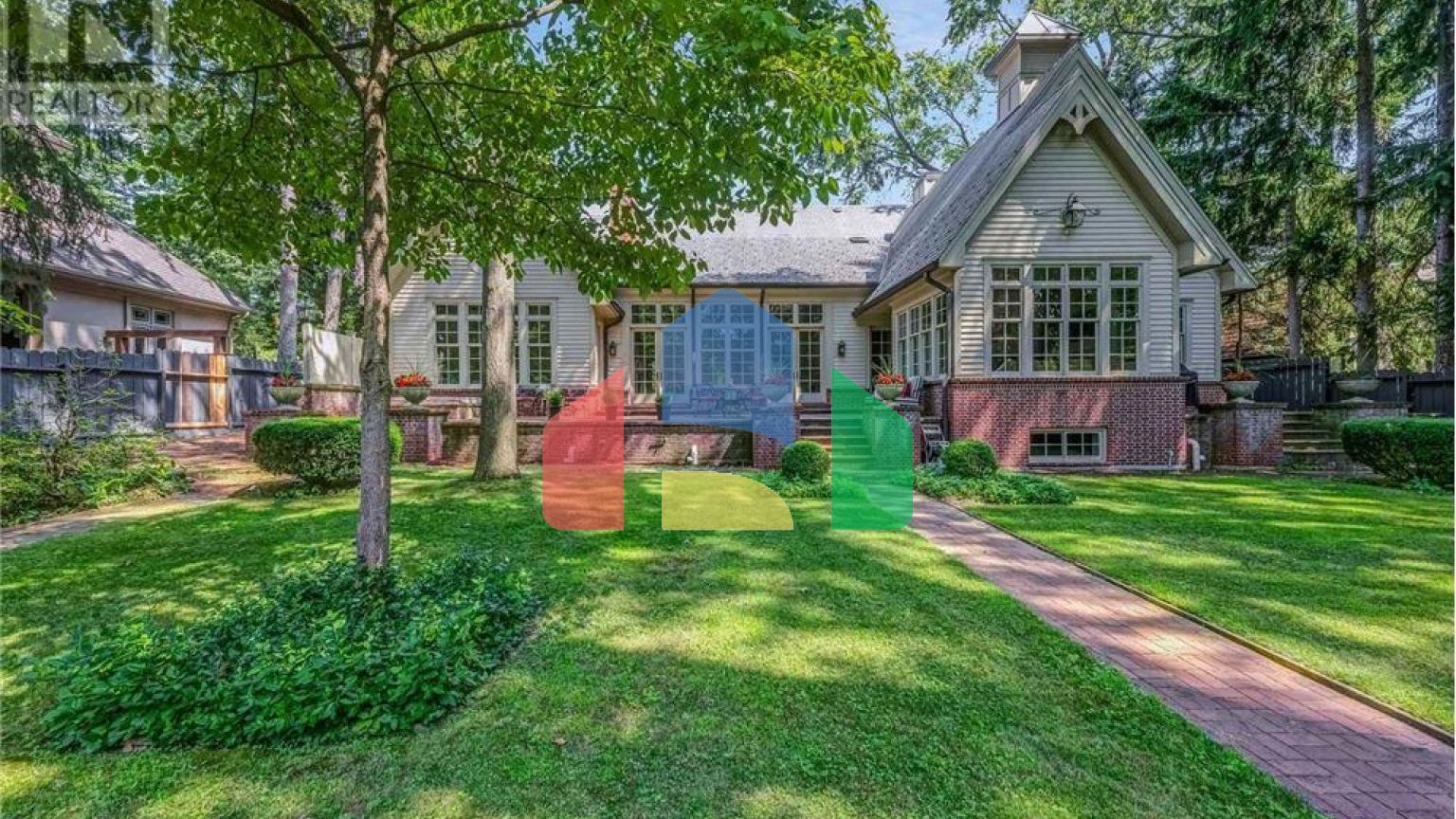 Residential - Single Family Home - Mississauga, Canada - Canada