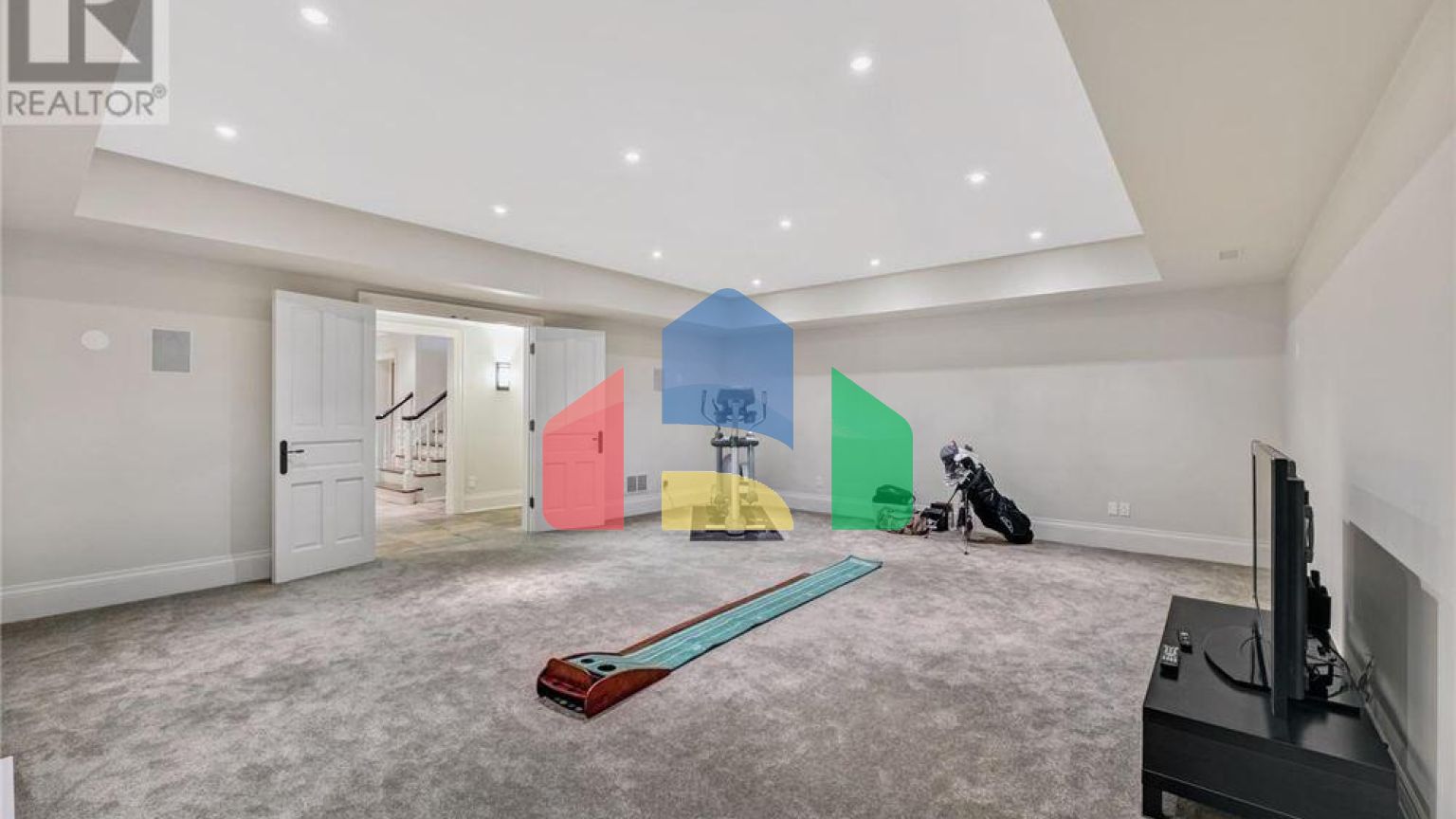 Residential - Single Family Home - Mississauga, Canada - Canada