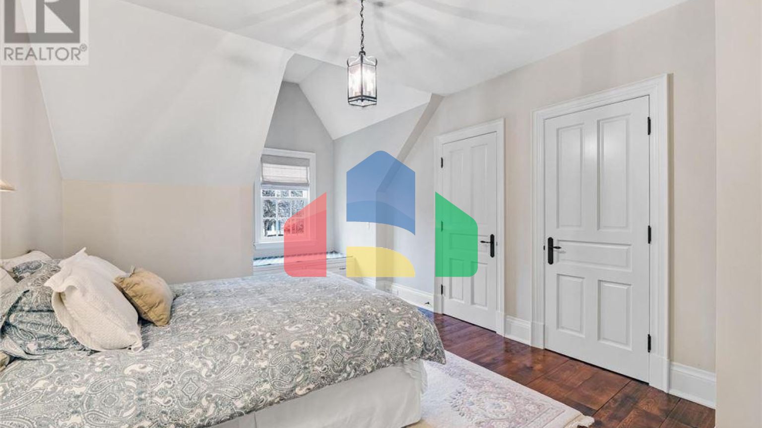 Residential - Single Family Home - Mississauga, Canada - Canada