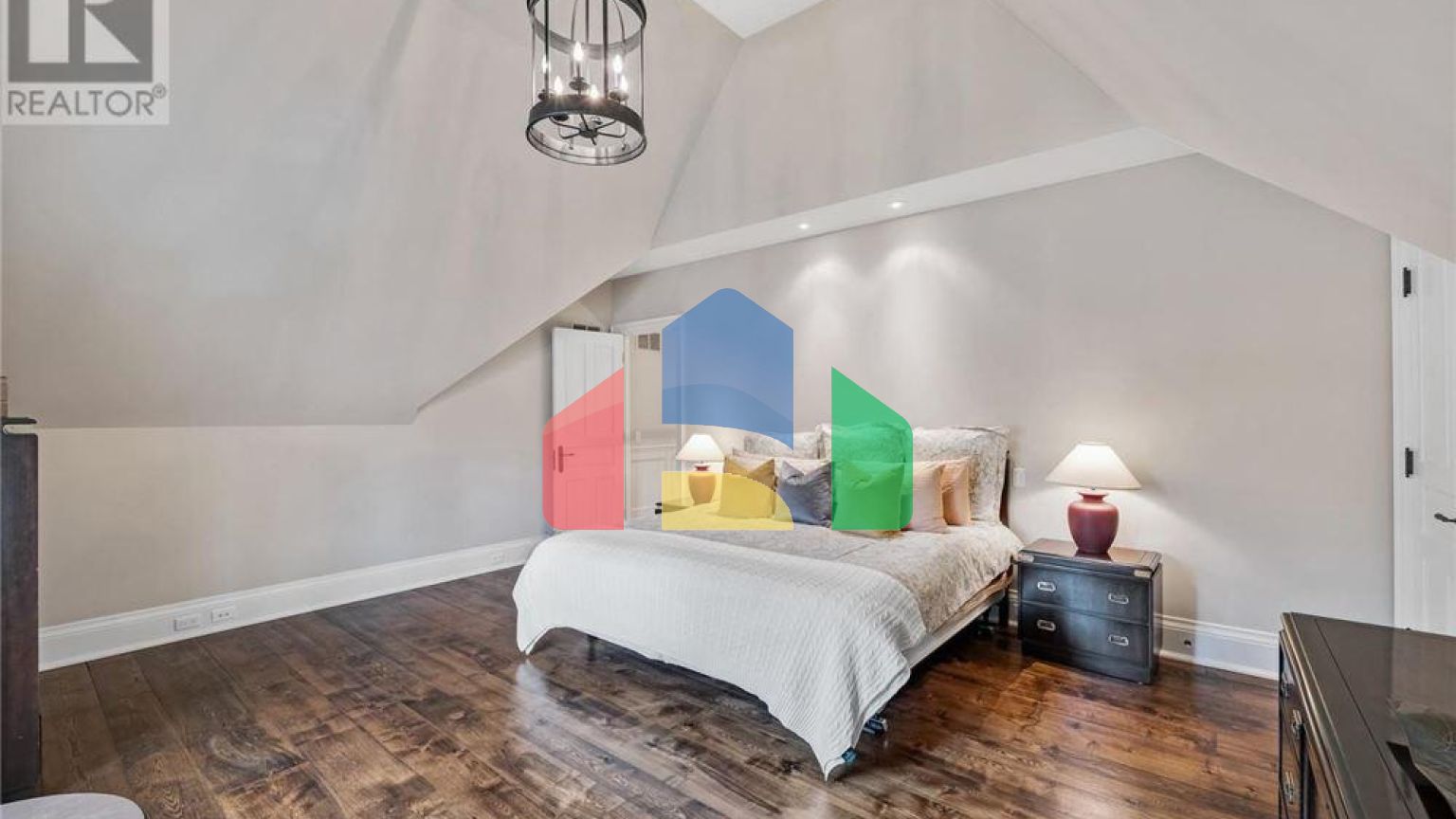 Residential - Single Family Home - Mississauga, Canada - Canada