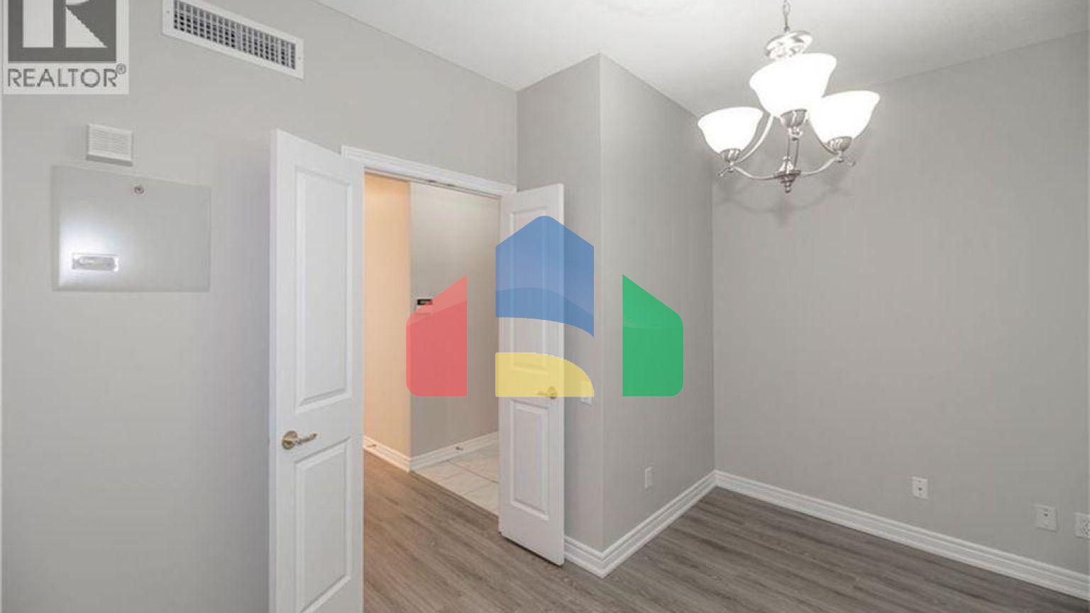 Residential - Condo/Apartment - Mississauga, Canada - Canada