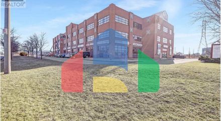 Commercial - Commercial/Retail - Mississauga, Canada - Canada