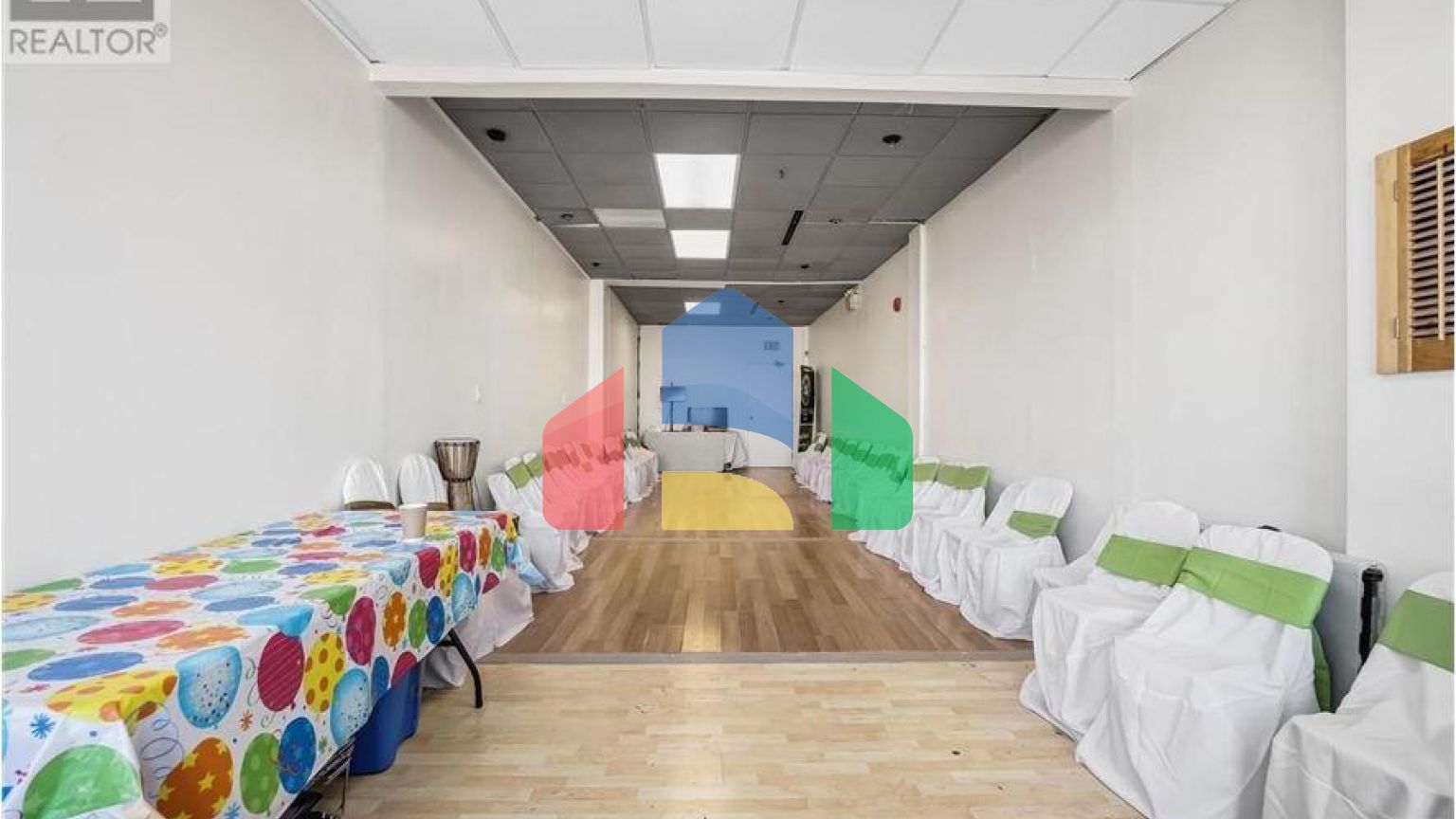 Commercial - Commercial/Retail - Mississauga, Canada - Canada