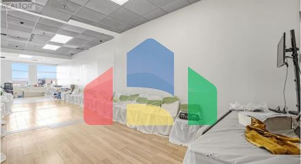 Commercial - Commercial/Retail - Mississauga, Canada - Canada