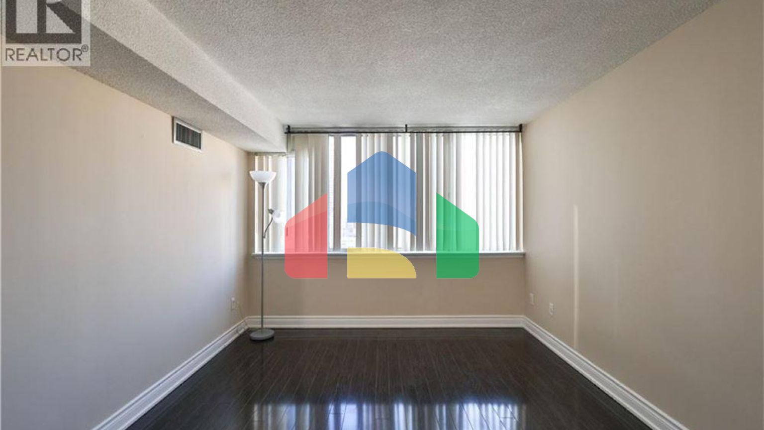 Residential - Condo/Apartment - Mississauga, Canada - Canada