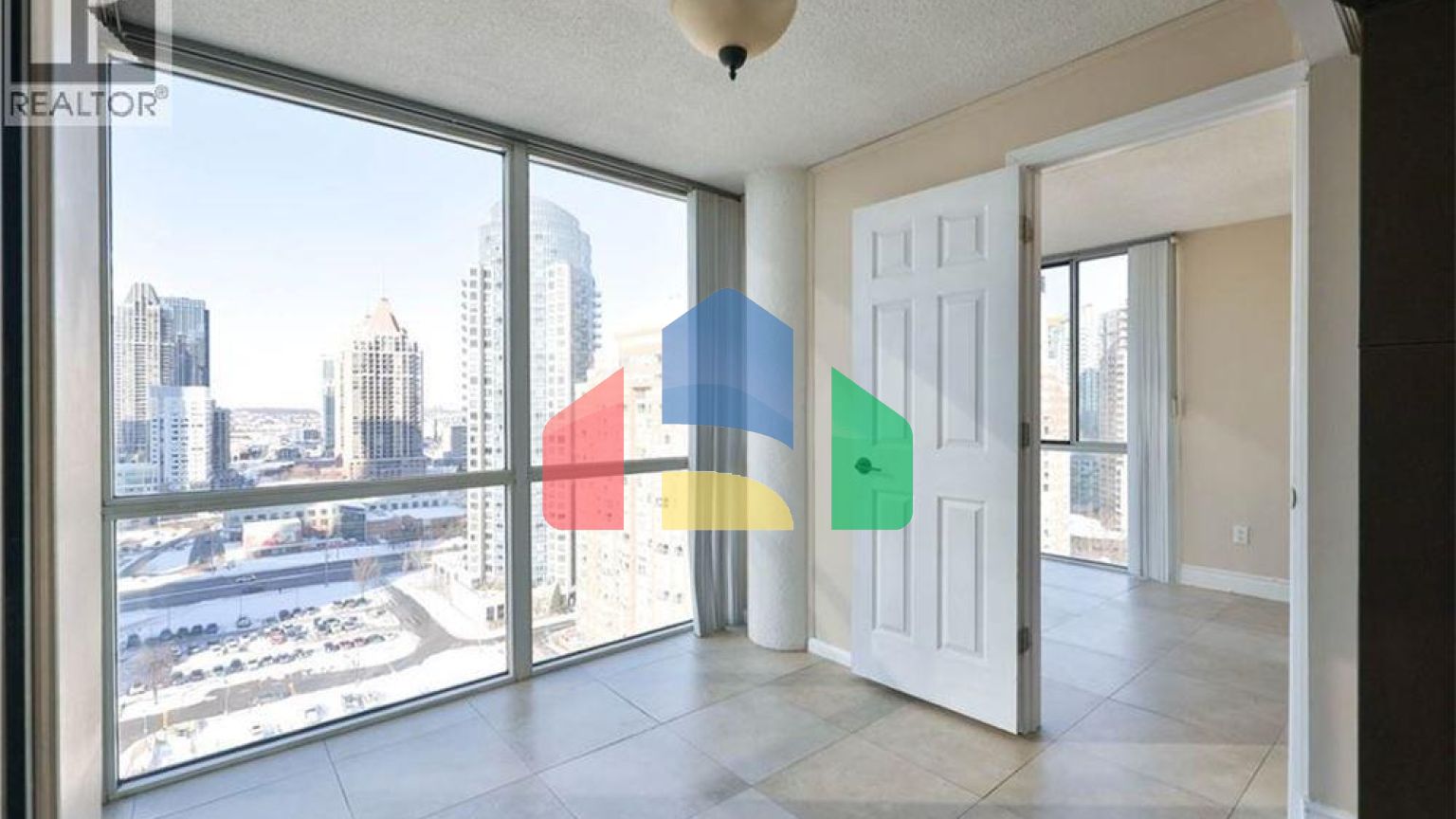 Residential - Condo/Apartment - Mississauga, Canada - Canada