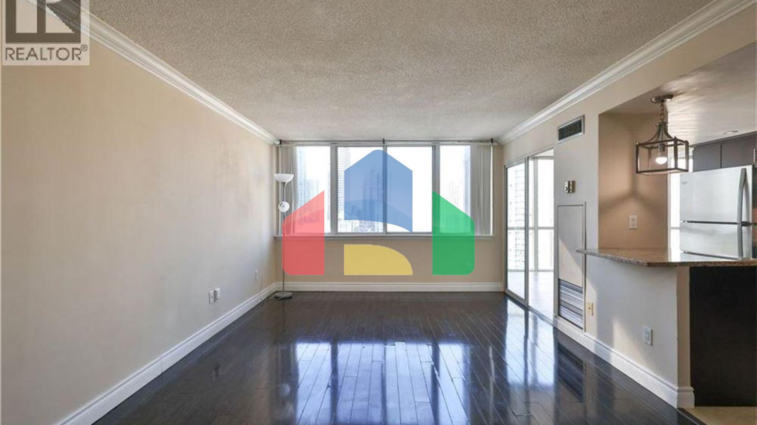 Residential - Condo/Apartment - Mississauga, Canada - Canada