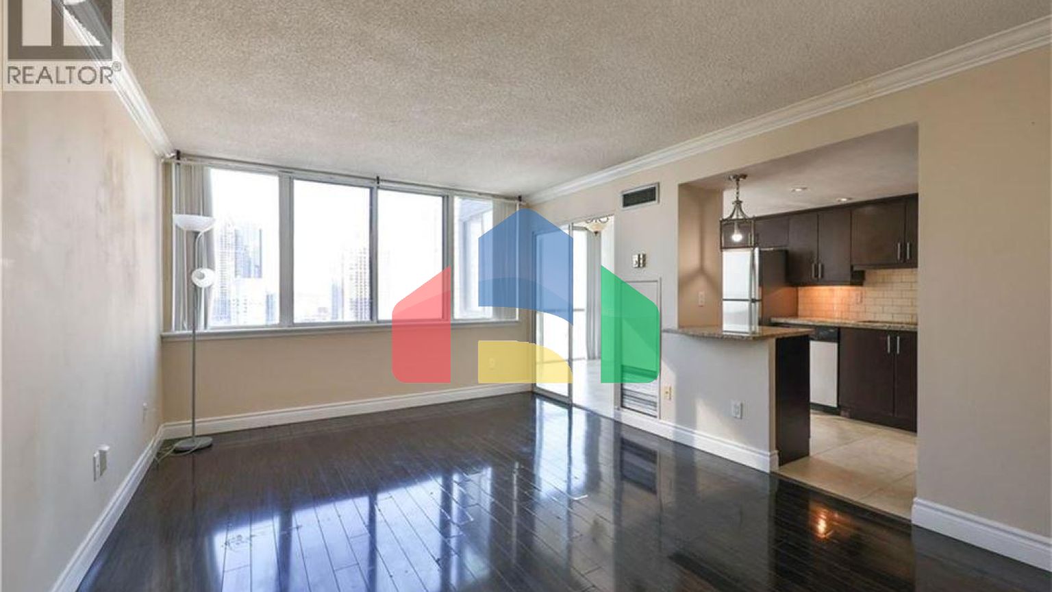 Residential - Condo/Apartment - Mississauga, Canada - Canada