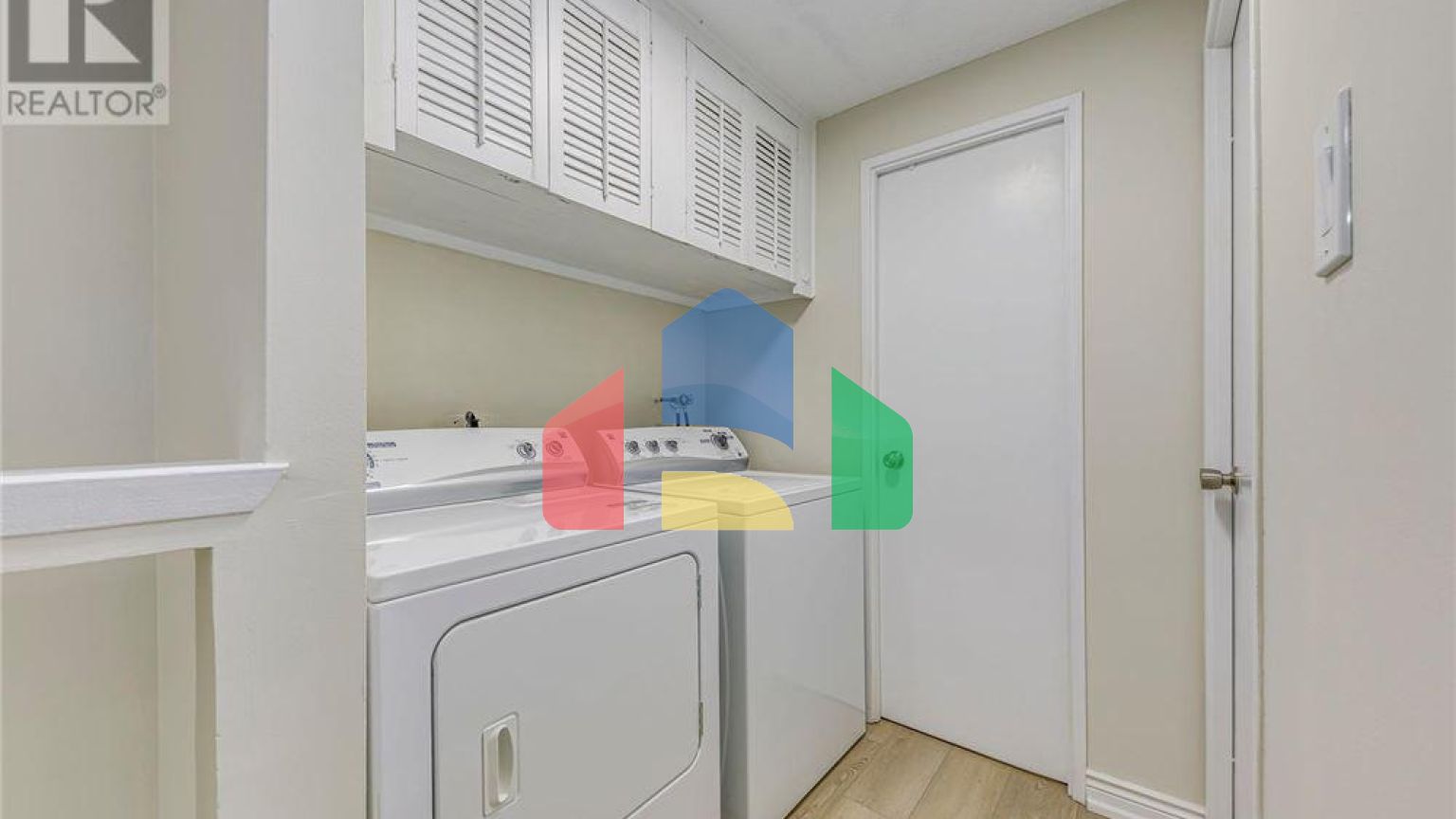 Residential - Townhouse - Mississauga, Canada - Canada