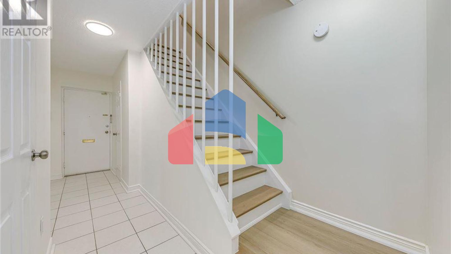 Residential - Townhouse - Mississauga, Canada - Canada