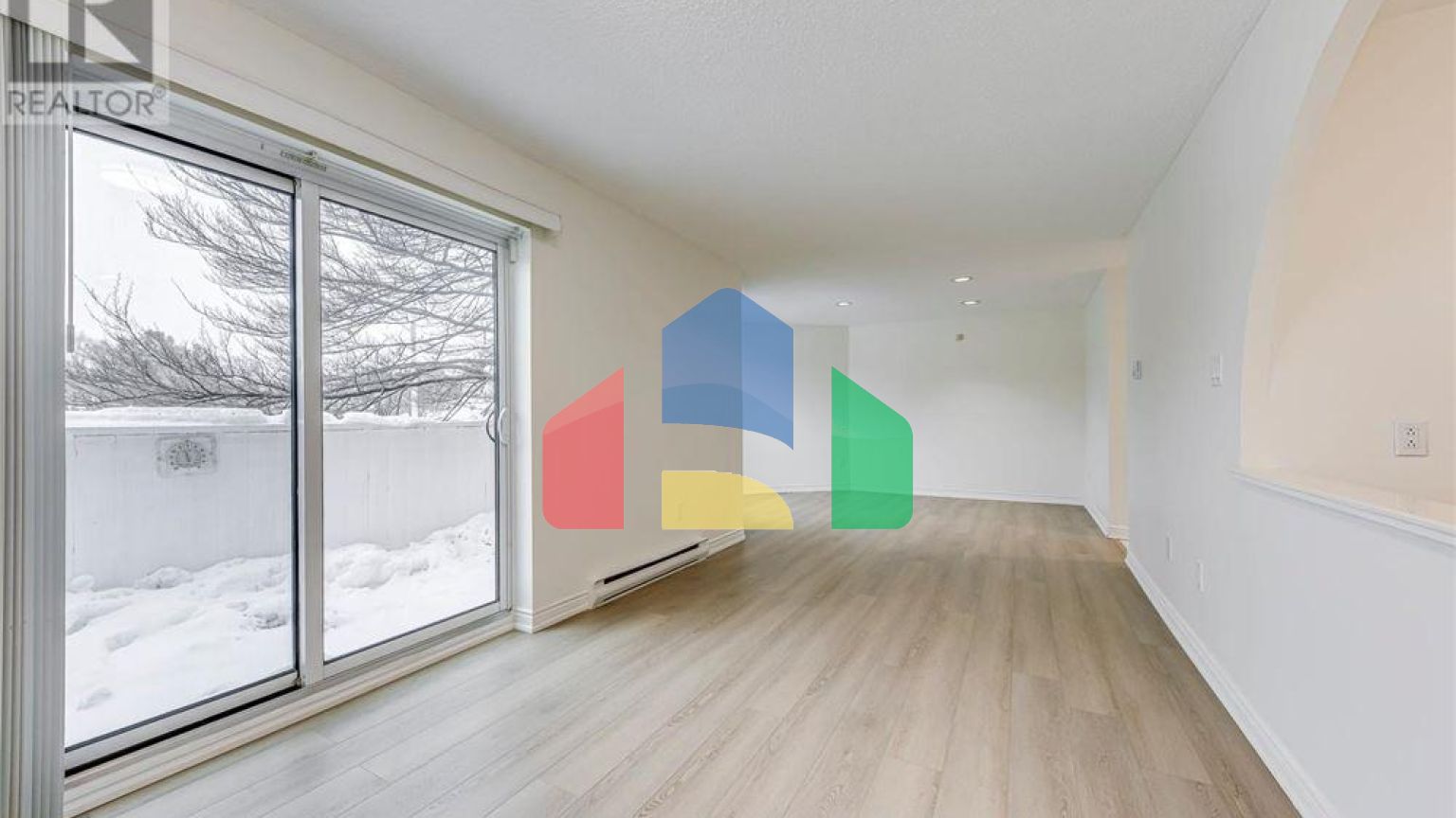 Residential - Townhouse - Mississauga, Canada - Canada