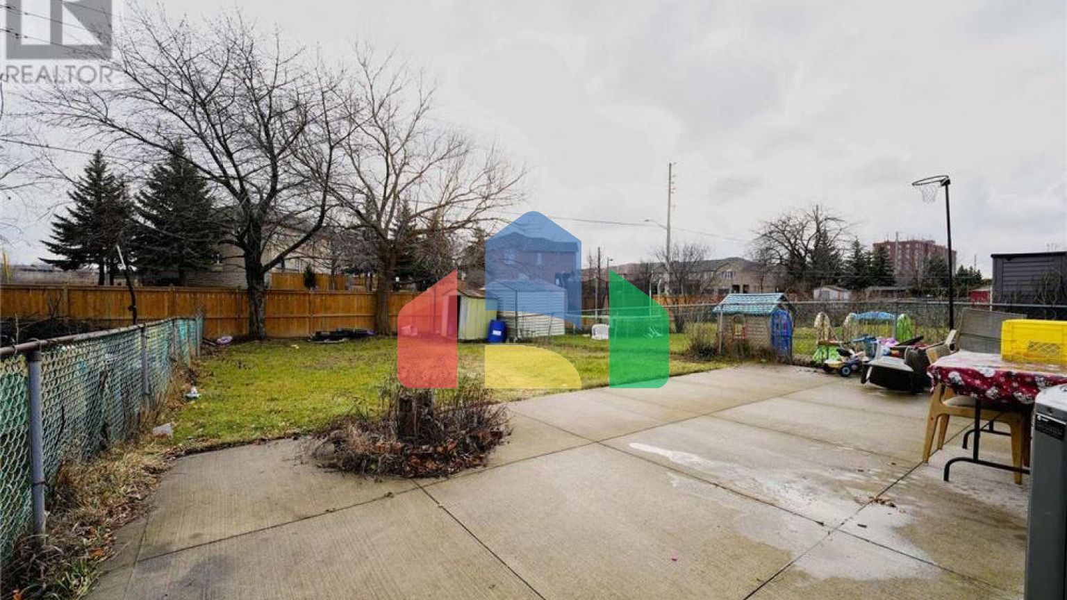 Residential - Single Family Home - Mississauga, Canada - Canada