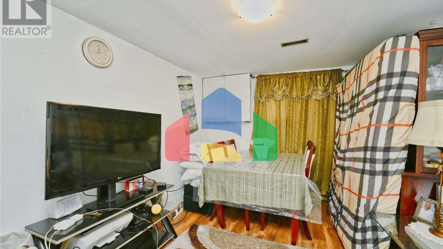 Residential - Single Family Home - Mississauga, Canada - Canada