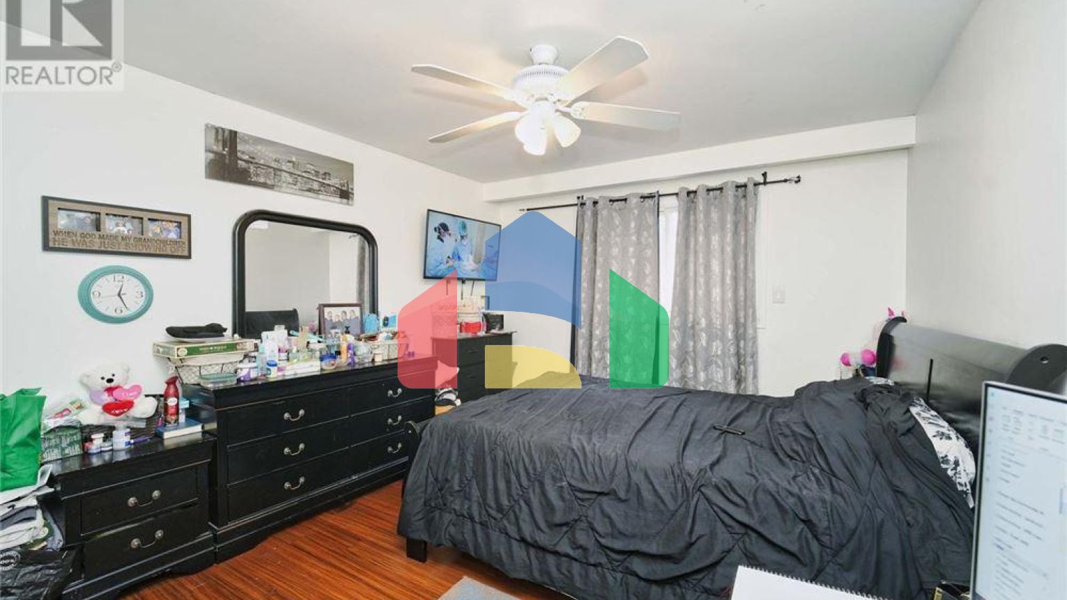 Residential - Single Family Home - Mississauga, Canada - Canada