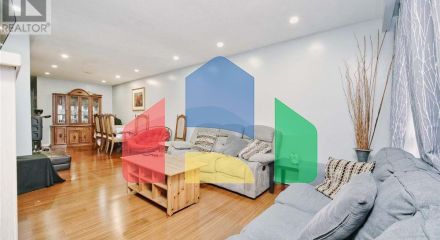 Residential - Single Family Home - Mississauga, Canada - Canada