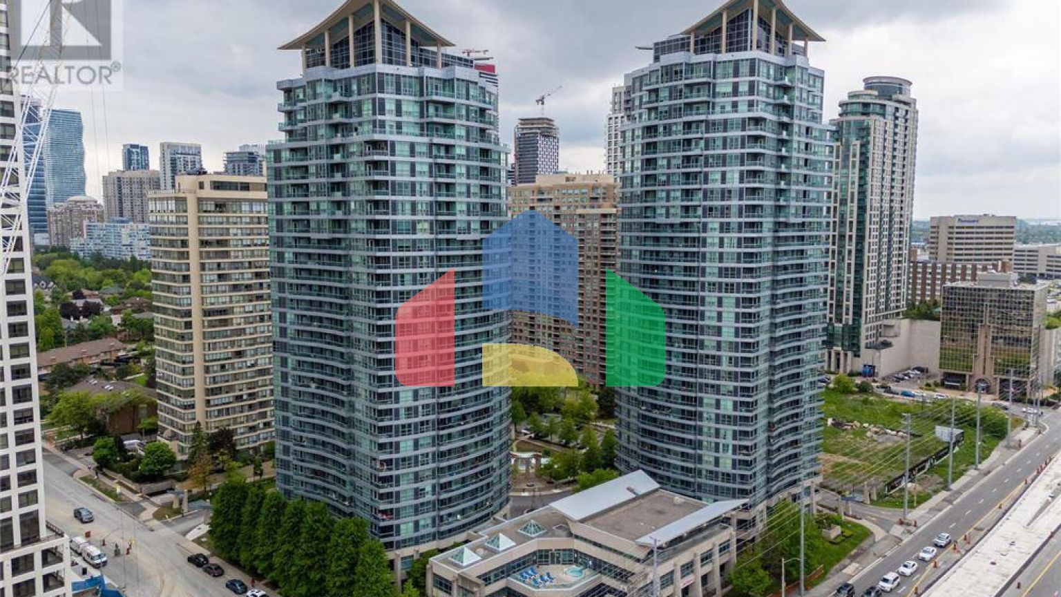 Residential - Condo/Apartment - Mississauga, Canada - Canada