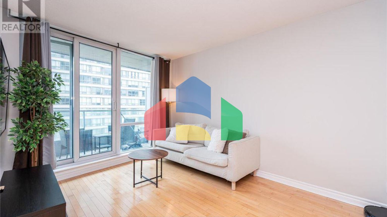 Residential - Condo/Apartment - Mississauga, Canada - Canada