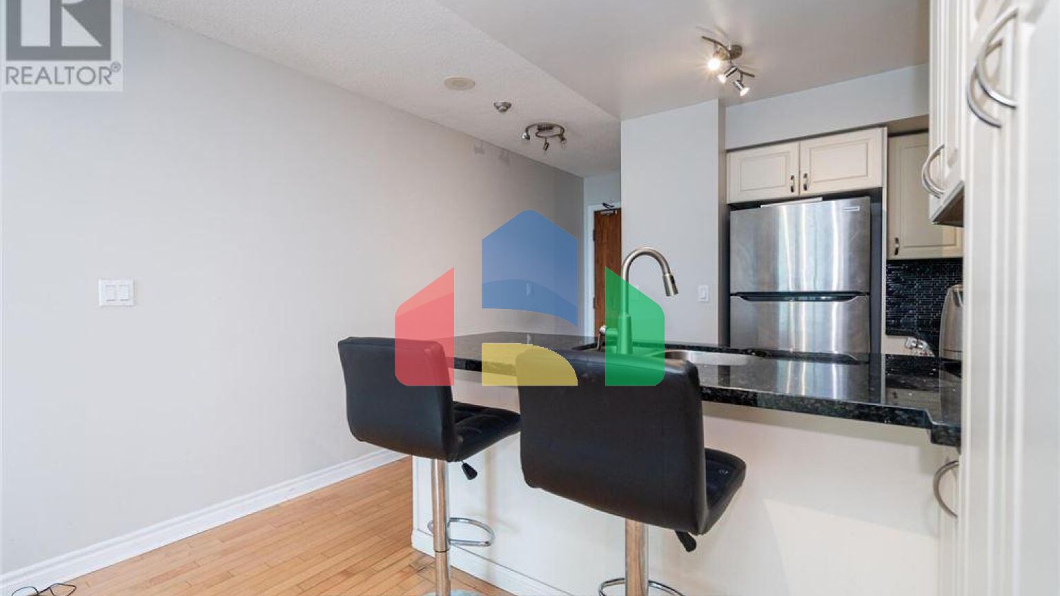 Residential - Condo/Apartment - Mississauga, Canada - Canada