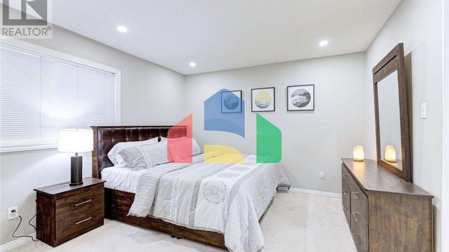 Residential - Condo/Apartment - Mississauga, Canada - Canada