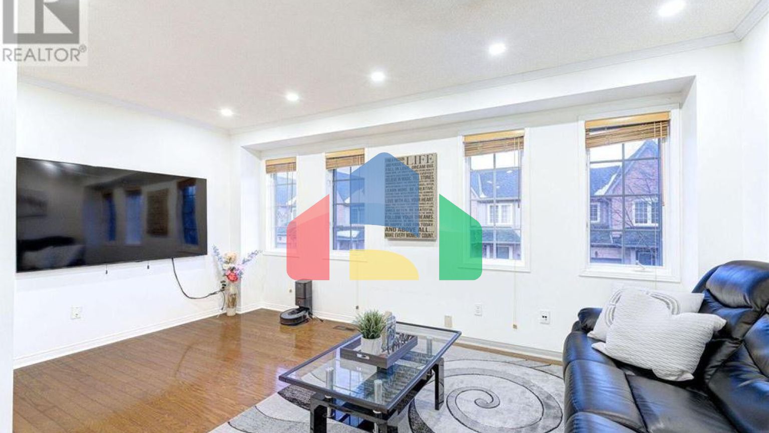 Residential - Condo/Apartment - Mississauga, Canada - Canada