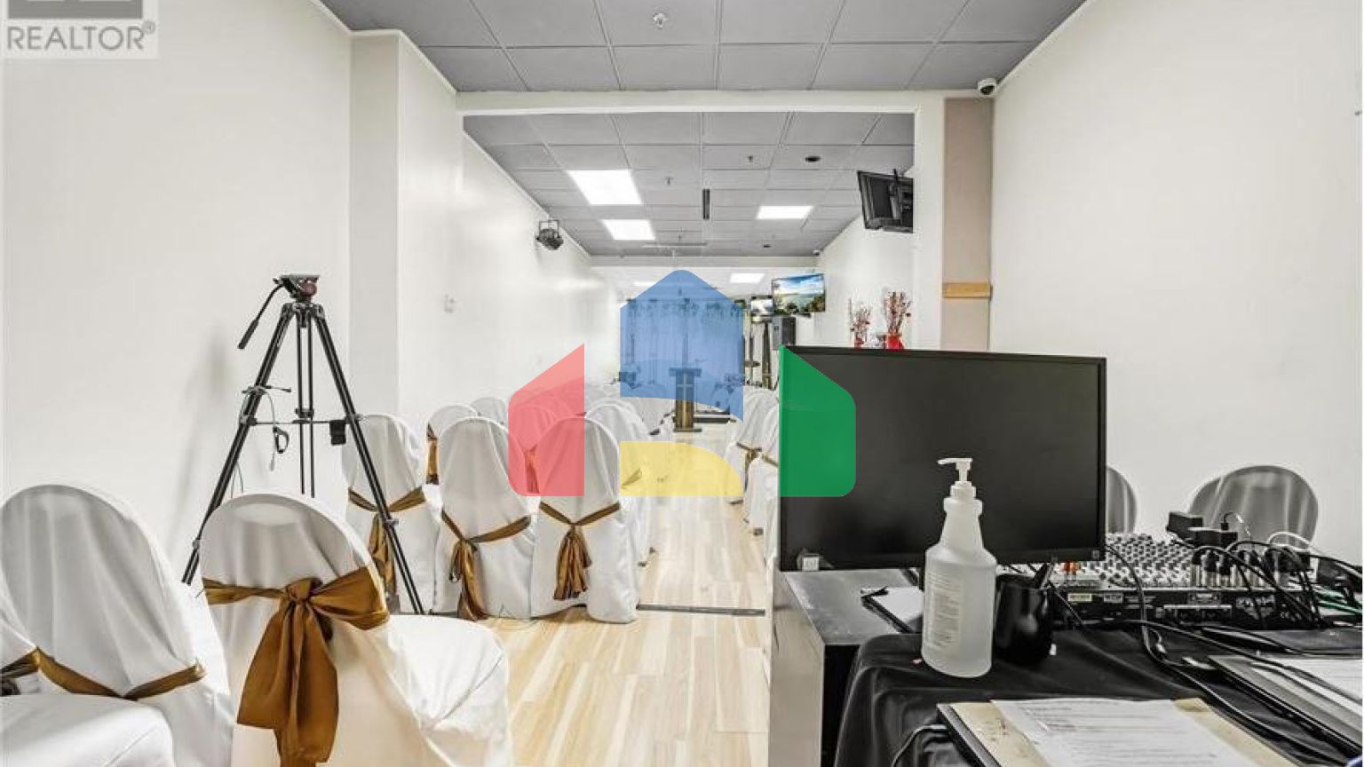 Commercial - Commercial/Retail - Mississauga, Canada - Canada