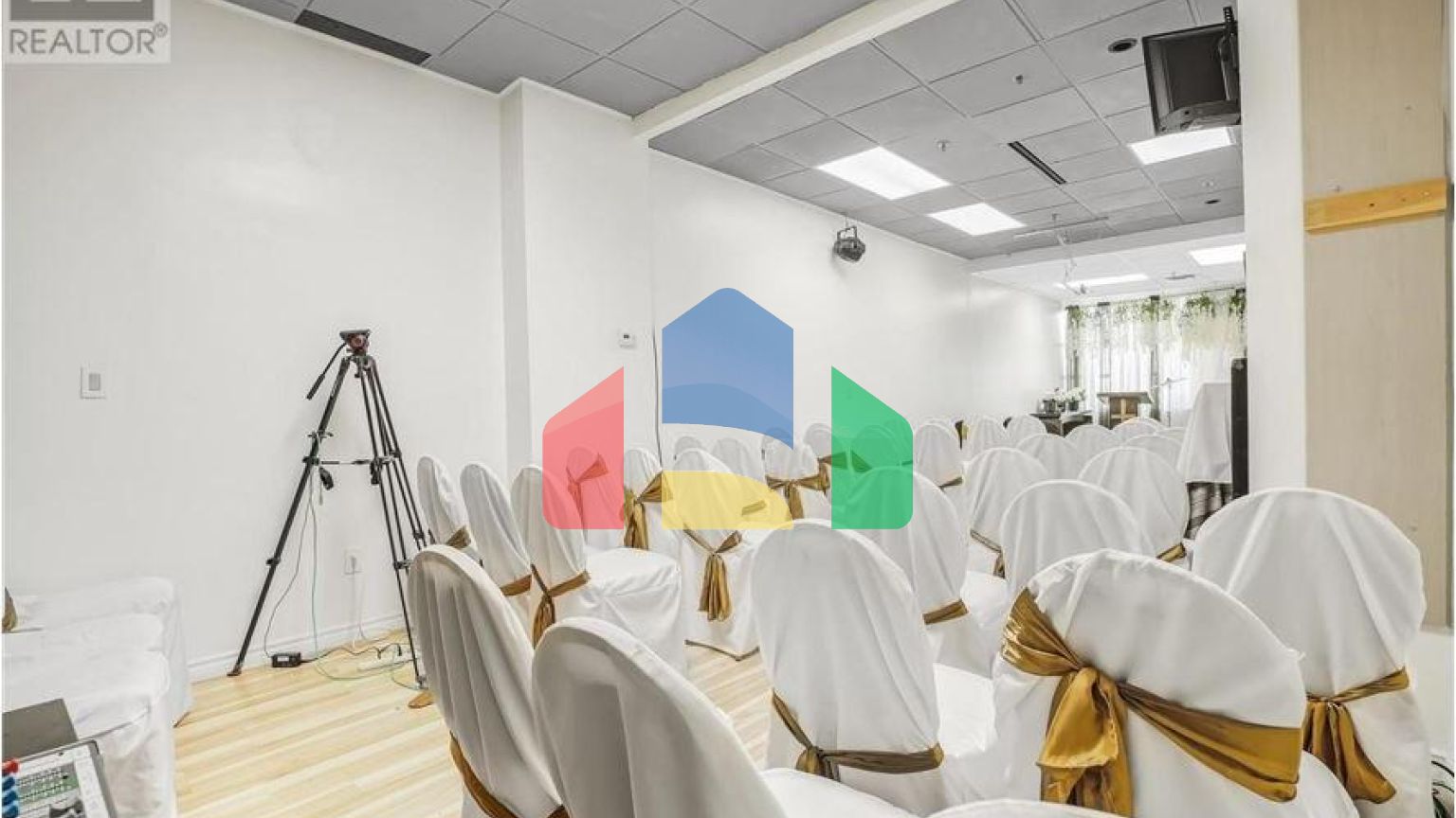 Commercial - Commercial/Retail - Mississauga, Canada - Canada