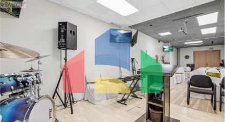 Commercial - Commercial/Retail - Mississauga, Canada - Canada