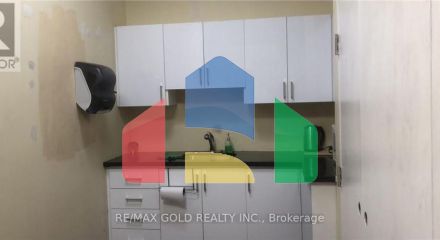 Commercial - Commercial/Retail - Mississauga, Canada - Canada