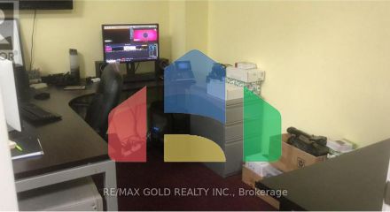 Commercial - Commercial/Retail - Mississauga, Canada - Canada