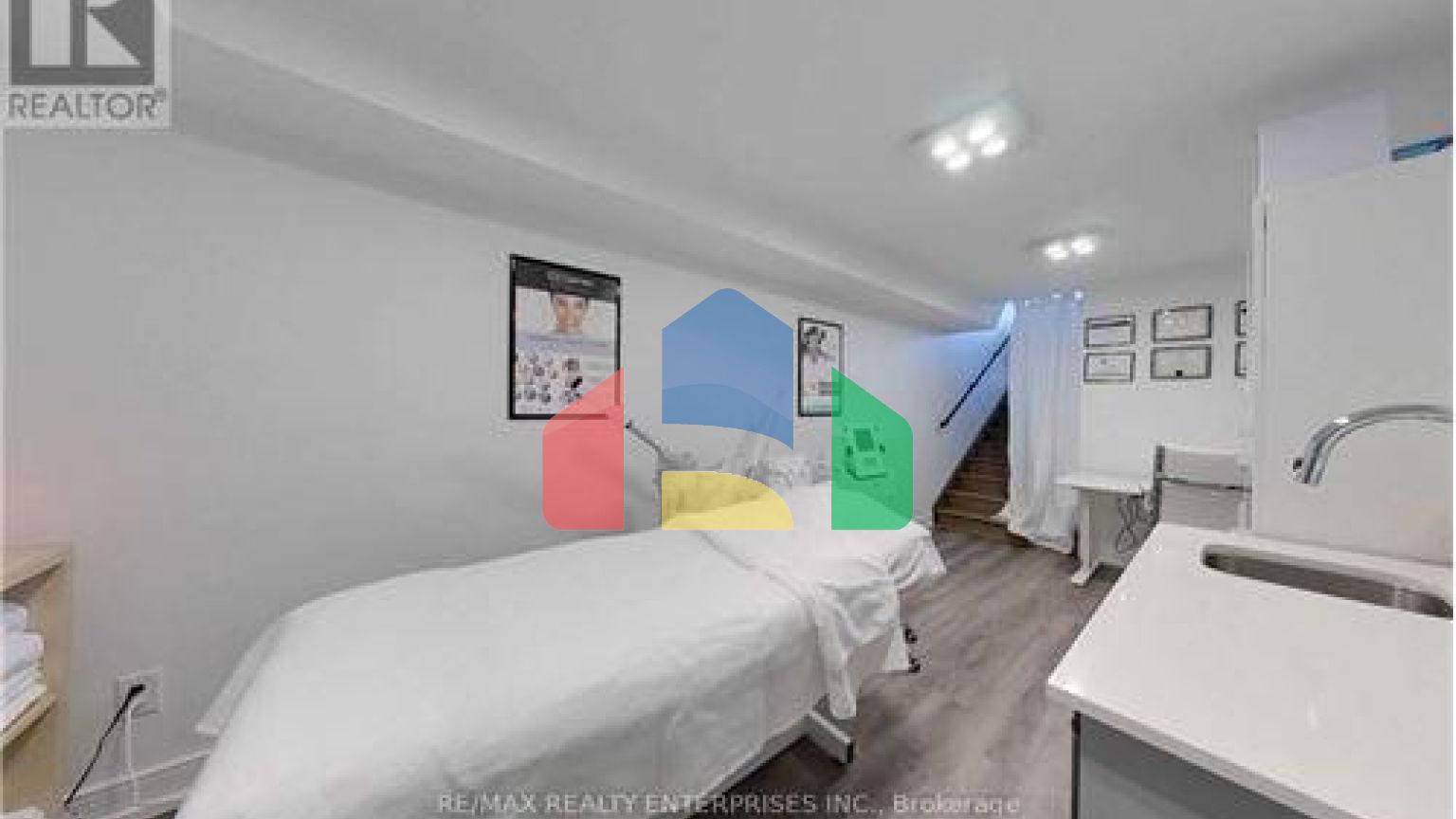 Residential - Townhouse - Mississauga, Canada - Canada