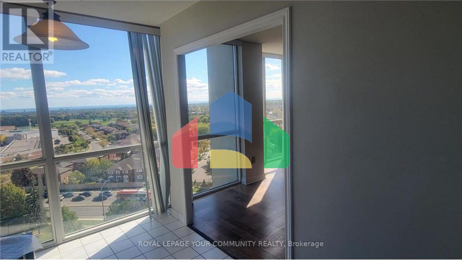 Residential - Condo/Apartment - Mississauga, Canada - Canada