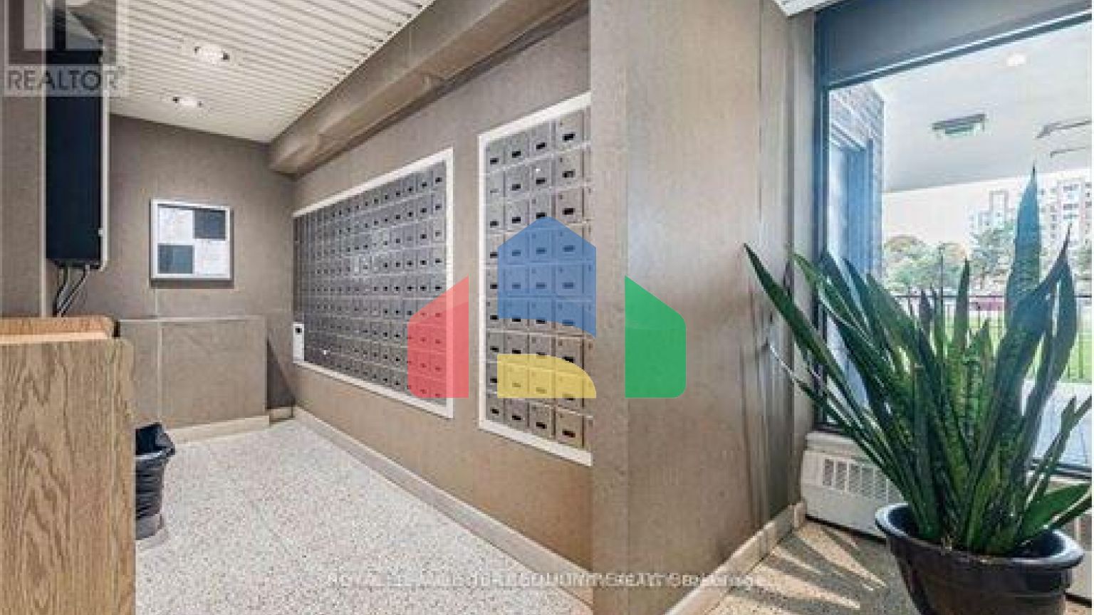 Residential - Condo/Apartment - Mississauga, Canada - Canada