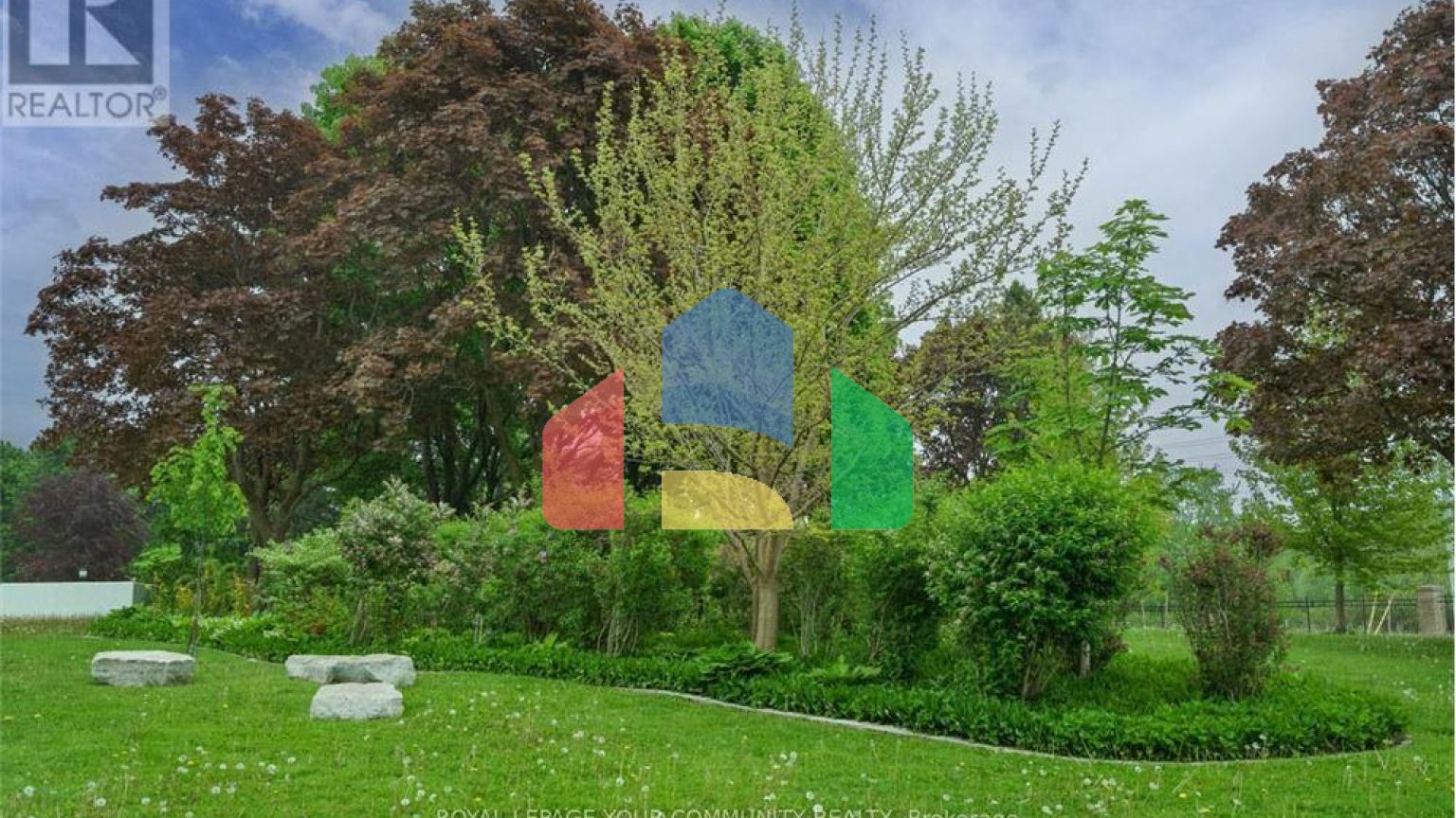 Residential - Condo/Apartment - Mississauga, Canada - Canada