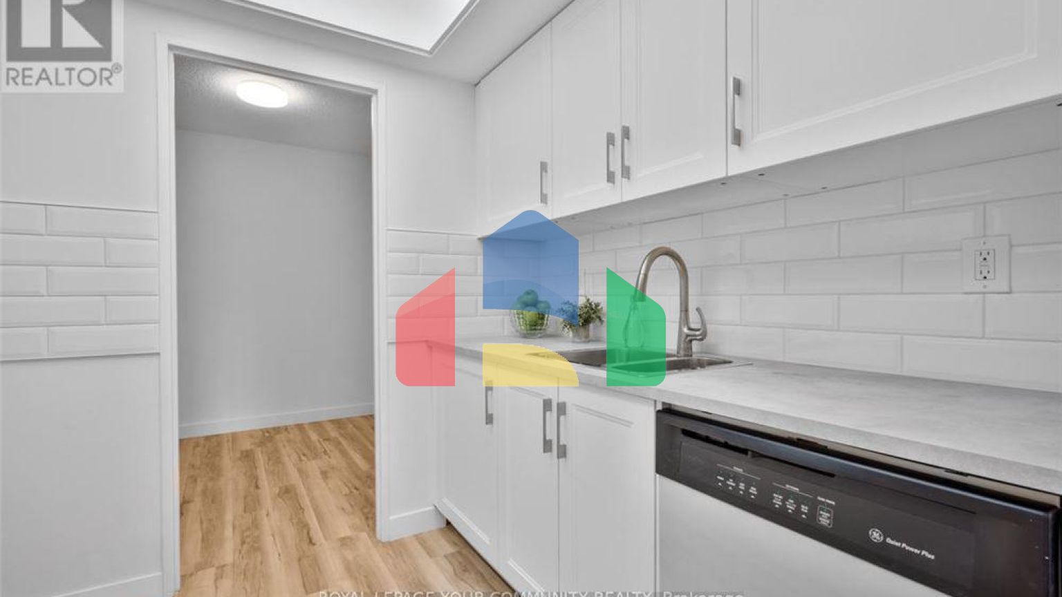 Residential - Condo/Apartment - Mississauga, Canada - Canada