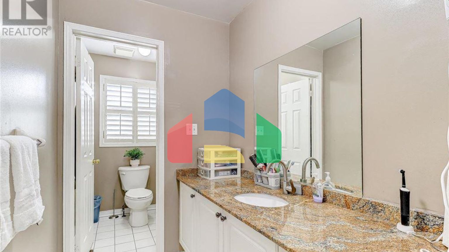 Residential - Single Family Home - Mississauga, Canada - Canada